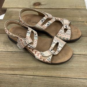 Trotters vine sandal sales